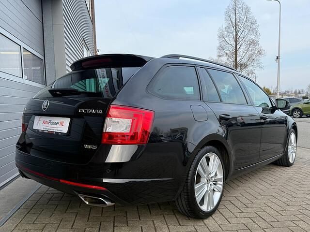 Occasion Skoda Octavia RS 220 PK (161 kW) 2016 Zwart Hatchback