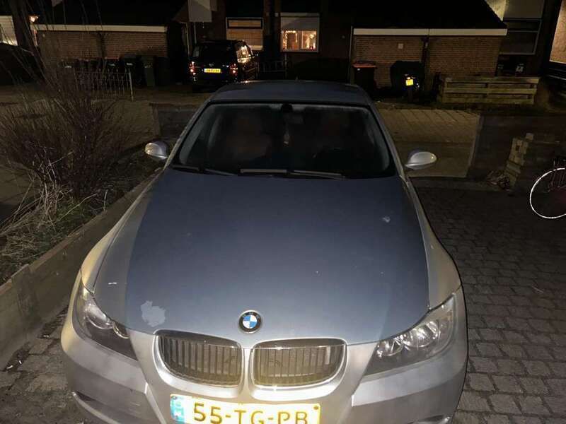 Grijs Gebruikt 2006 BMW 318 Sedan | € 4.500 - Afbeelding 1/4