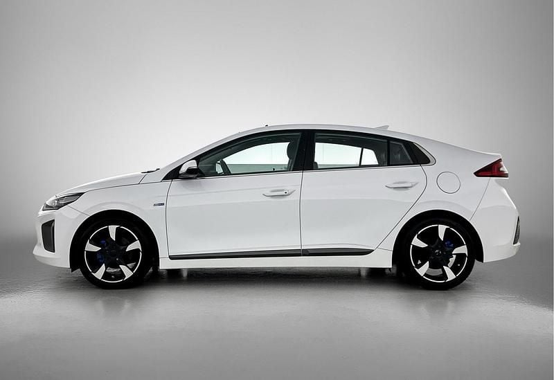 Occasion Hyundai Ioniq Edition 140 PK (102 kW) 2016 Wit Hatchback