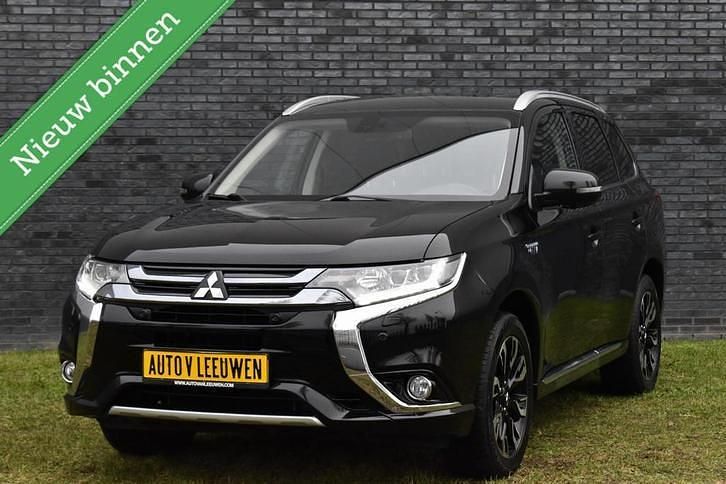 Occasion Mitsubishi Outlander Instyle 204 PK (150 kW) 2016 SUV