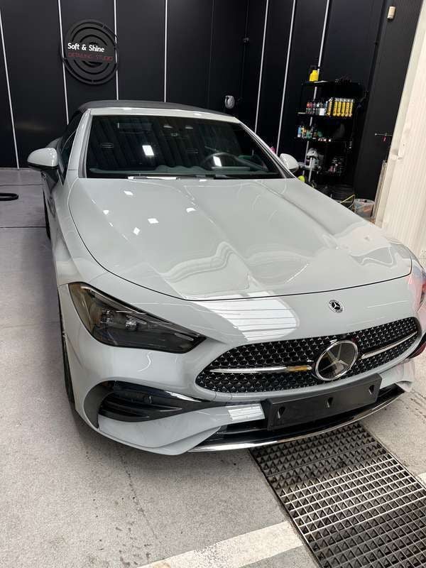 Grijs Gebruikt 2024 Mercedes CLE200 AMG line Cabriolet | € 67.900 - Afbeelding 1/4
