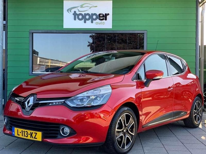 Rood Gebruikt 2014 Renault Clio IV Dynamique Hatchback | € 5.950 (Goede deal) - Afbeelding 1/4
