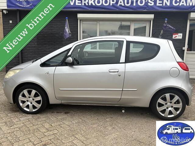 Grijs Gebruikt 2005 Mitsubishi Colt Inform Hatchback | € 1.499 (Goede deal) - Afbeelding 1/4