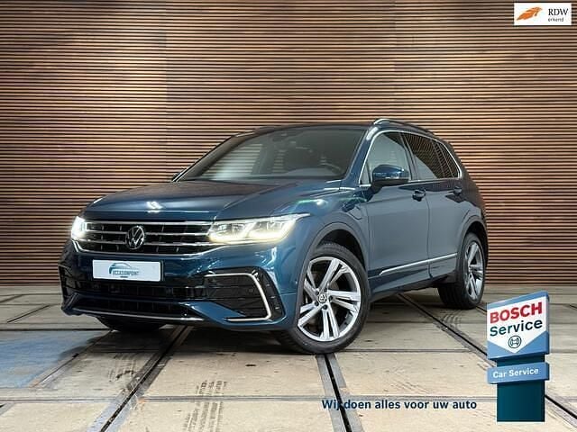 Blauw Gebruikt 2022 VW Tiguan Business+ SUV | € 34.590 (Goede deal) - Afbeelding 1/4