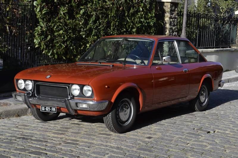 Roodrosso corallo Gebruikt 1973 Fiat 124 Sport Coupé | € 15.000 - Afbeelding 1/4