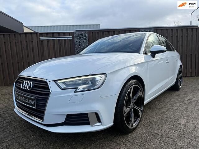 Occasion Audi A3 Sportback Design 150 PK (110 kW) 2018 Wit Hatchback