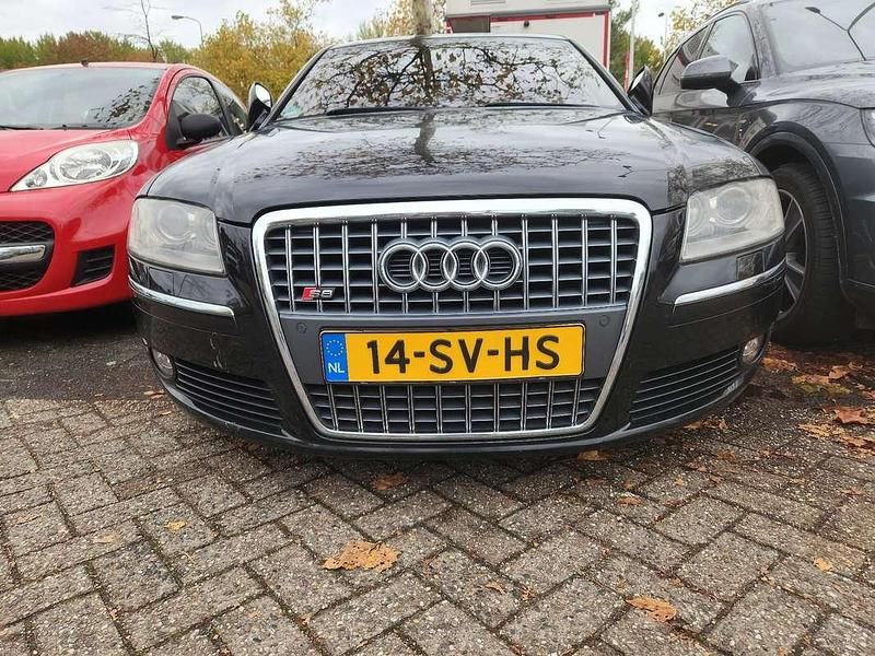 Occasion 2006 Audi A8 Sedan | € 8.000 (Eerlijke prijs) - Afbeelding 1/4