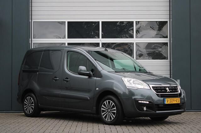 Overige Gebruikt 2018 Peugeot Partner Premium MPV | € 7.999 (Eerlijke prijs) - Afbeelding 1/4