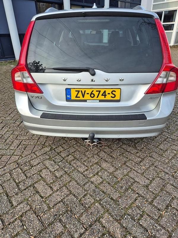 Occasion Volvo V70 R-Design Summum 200 PK (147 kW) 2008 Grijs (metallic) Stationwagen