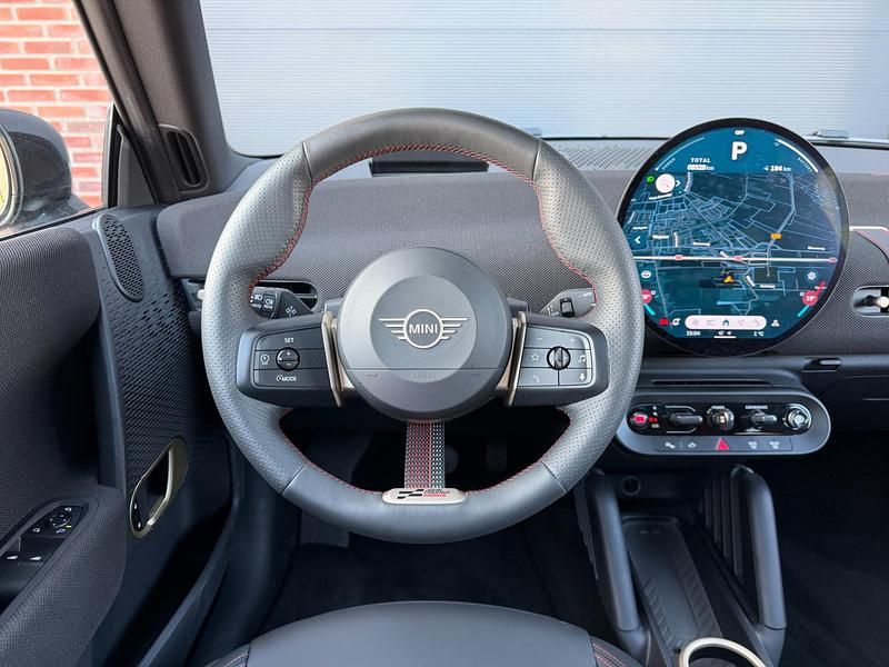 Occasion Mini John Cooper Works 184 PK (135 kW) 2024 Zwart Hatchback