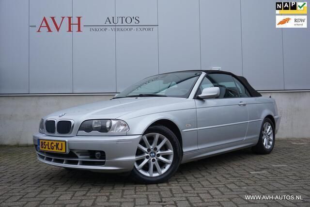 Cabriolet Gebruikt 2003 BMW 318 Cabriolet Executive Cabriolet | € 7.950 (Eerlijke prijs) - Afbeelding 1/4