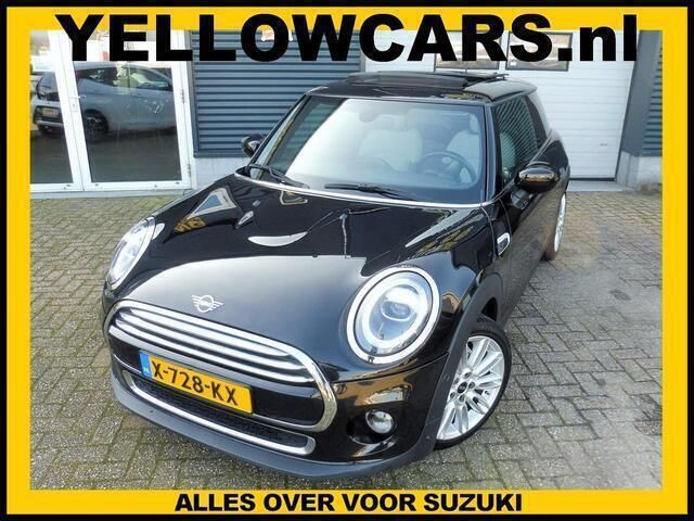Zwart, metallic lak Gebruikt 2020 Mini Cooper Chili Hatchback | € 19.949 (Eerlijke prijs) - Afbeelding 1/4