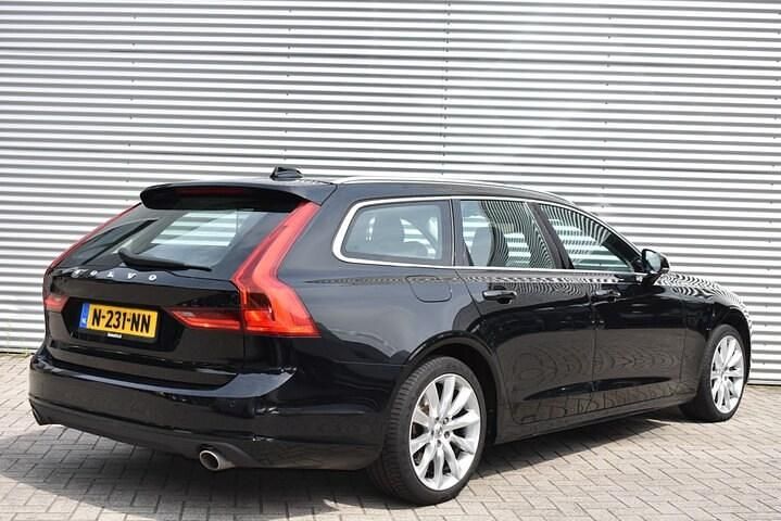Occasion Volvo V90 2018 Zwart Stationwagen