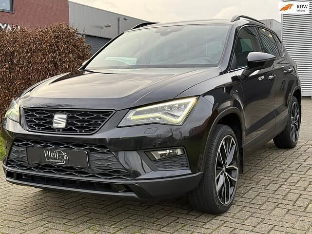 Zwart (metallic) Occasion 2016 Seat Ateca XCELLENCE SUV | € 17.995 (Eerlijke prijs) - Afbeelding 1/4