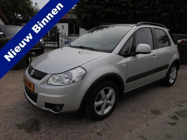 Zilver Gebruikt 2007 Suzuki SX4 MPV | € 3.950 (Iets duurder) - Afbeelding 1/4