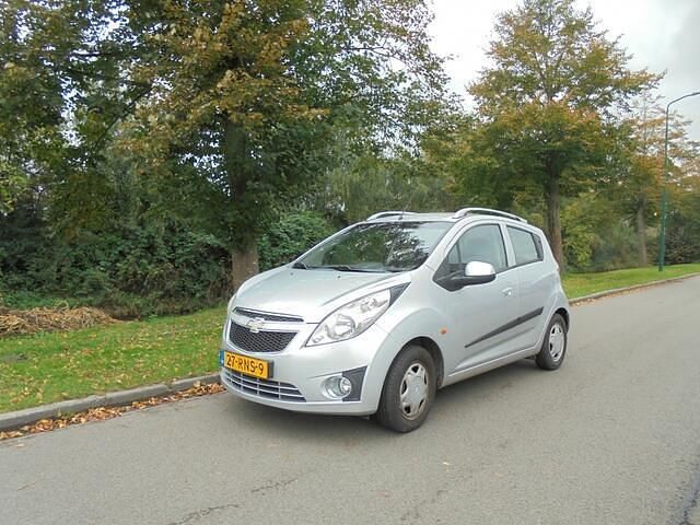 Grijs Occasion 2011 Chevrolet Spark LS Hatchback | € 2.695 (Eerlijke prijs) - Afbeelding 1/4