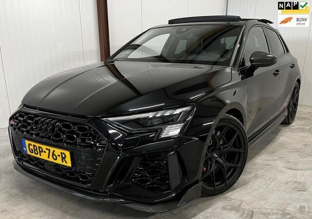 Zwart Gebruikt 2021 Audi RS3 Premium Hatchback | € 78.995 - Afbeelding 1/4