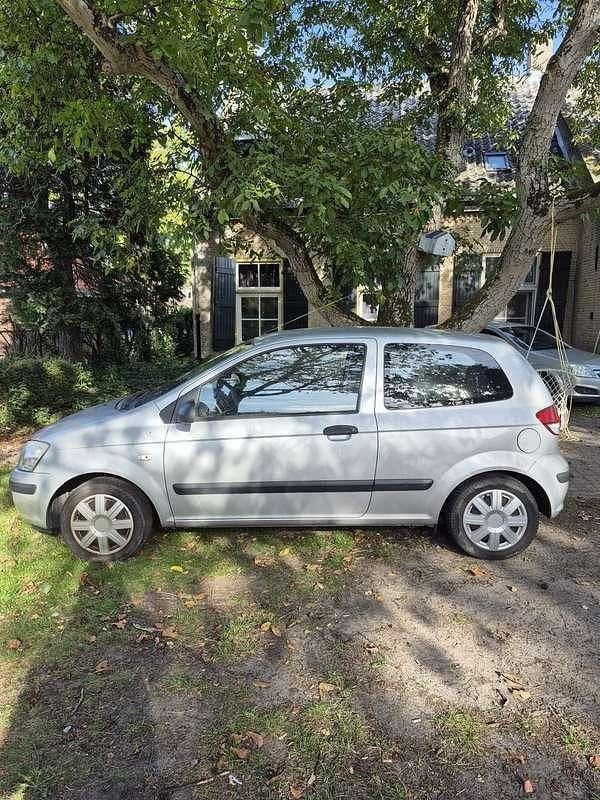 Grijs Gebruikt 2005 Hyundai Getz Hatchback | € 850 (Goede deal) - Afbeelding 1/4