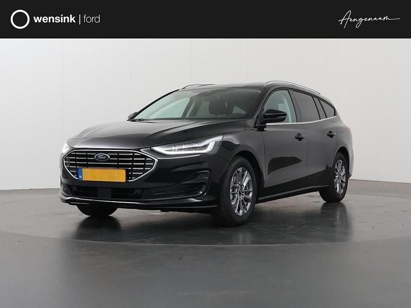 Zwart Gebruikt 2025 Ford Focus Titanium Stationwagen | € 29.949 (Duur) - Afbeelding 1/4