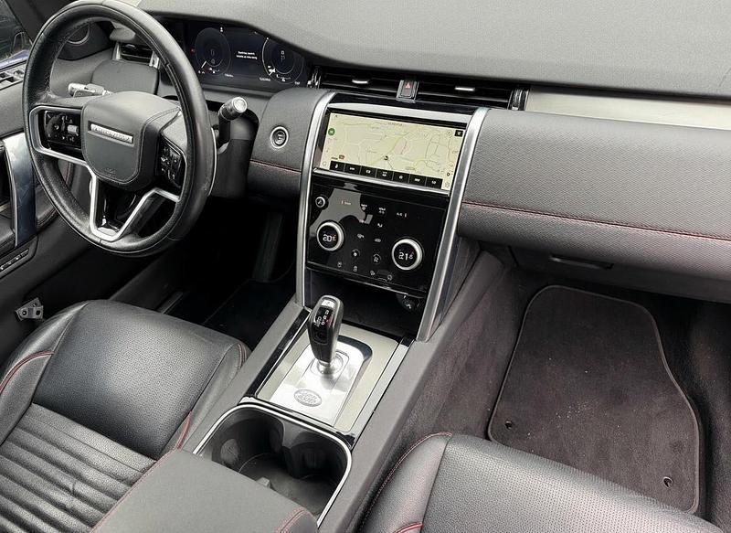 Occasion Land Rover Discovery Sport HSE Dynamic 300 PK (220 kW) 2022 Grijs (metallic) SUV