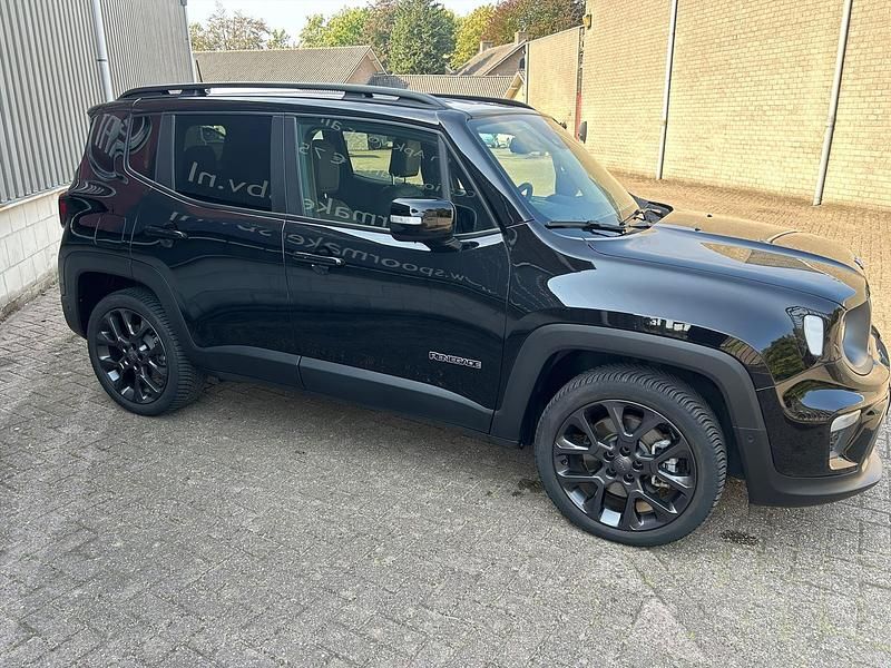 Occasion Jeep Renegade Limited 131 PK (96 kW) 2022 Zwart SUV