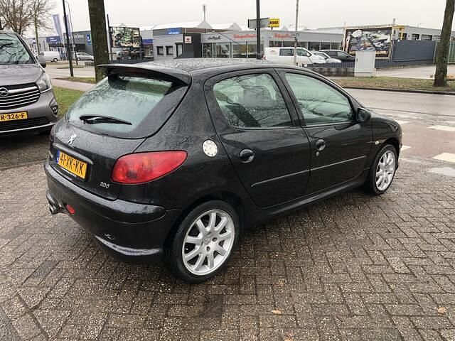 Occasion Peugeot 206 Forever 75 PK (55 kW) 2007 Zwart Hatchback