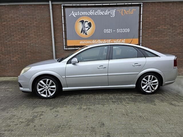 Occasion Opel Vectra GTS Executive 141 PK (103 kW) 2008 Grijs Hatchback