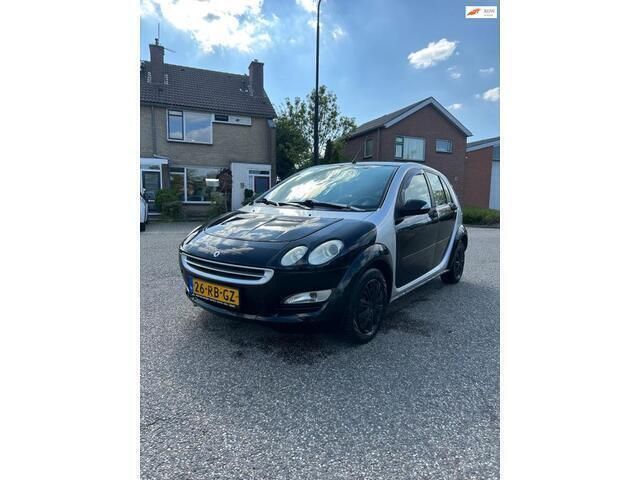Grijs Gebruikt 2005 Smart ForFour Pulse Hatchback | € 1.150 (Eerlijke prijs) - Afbeelding 1/4