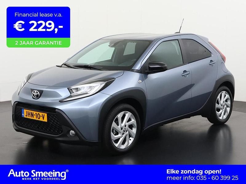 (1k3) Gebruikt 2024 Toyota Aygo X Play SUV | € 18.395 - Afbeelding 1/4