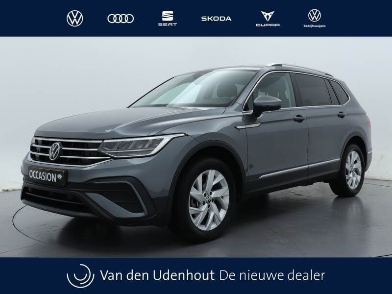 Grijs Gebruikt 2023 VW Tiguan Allspace Business SUV | € 38.990 (Goede deal) - Afbeelding 1/3