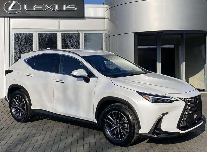 Wit Occasion 2025 Lexus NX450h+ Luxury Line SUV | € 54.700 (Super prijs) - Afbeelding 1/4