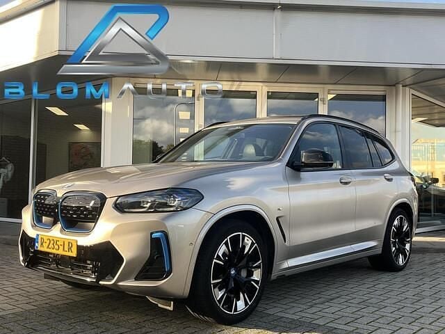 Grijs Gebruikt 2022 BMW iX3 M Sport SUV | € 41.400 (Goede deal) - Afbeelding 1/4