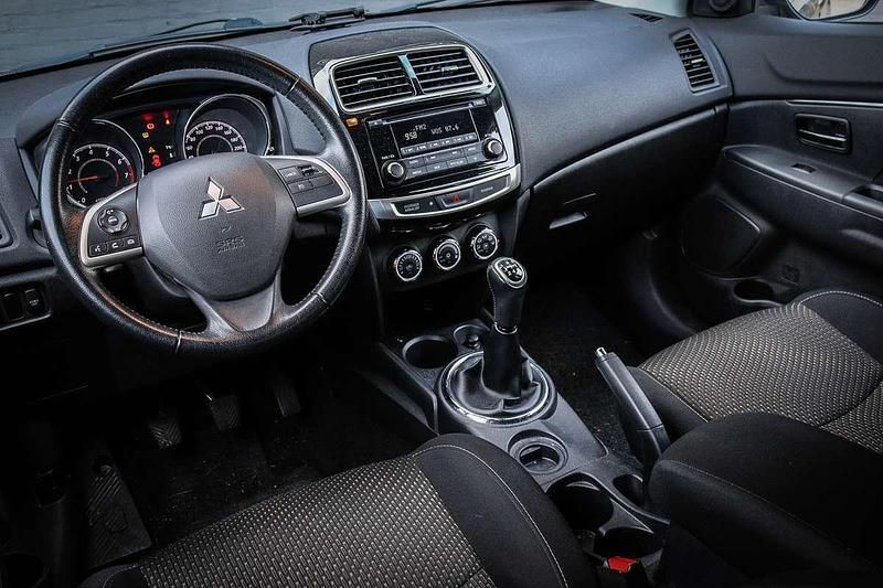 Occasion Mitsubishi ASX Invite+ 117 PK (86 kW) 2015 Bruin (metallic) SUV