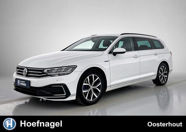 Wit Gebruikt 2020 VW Passat Business Stationwagen | € 21.450 (Goede deal) - Afbeelding 1/4