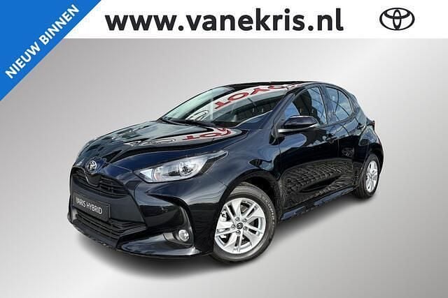 Zwart Nieuw 2025 Toyota Yaris Active Hatchback | € 25.935 (Eerlijke prijs) - Afbeelding 1/2