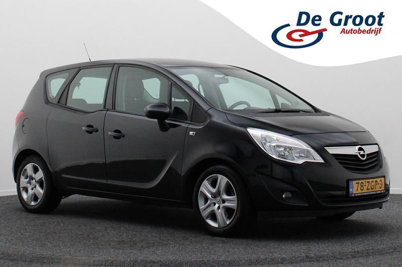 Zwart Occasion 2012 Opel Meriva Edition MPV | € 7.950 (Duur) - Afbeelding 1/4