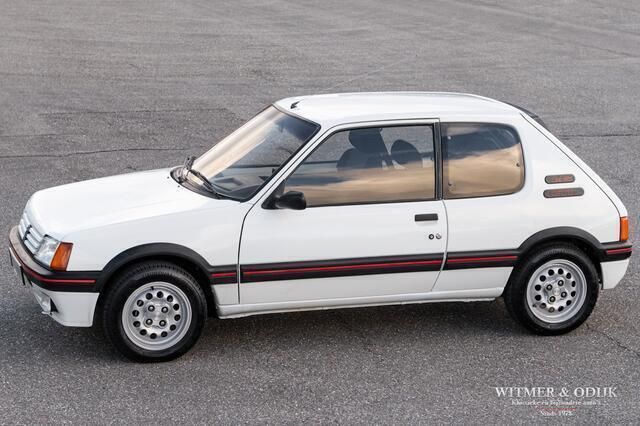 Wit Gebruikt 1987 Peugeot 205 GTi Hatchback | € 19.950 - Afbeelding 1/4