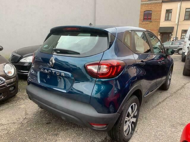 Occasion Renault Captur Life 90 PK (66 kW) 2018 Blauw SUV
