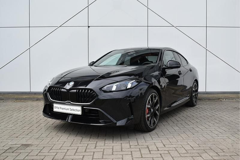 Zwart, metallic lak Gebruikt 2025 BMW 220 M Sport Coupé | € 42.850 (Super prijs) - Afbeelding 1/4