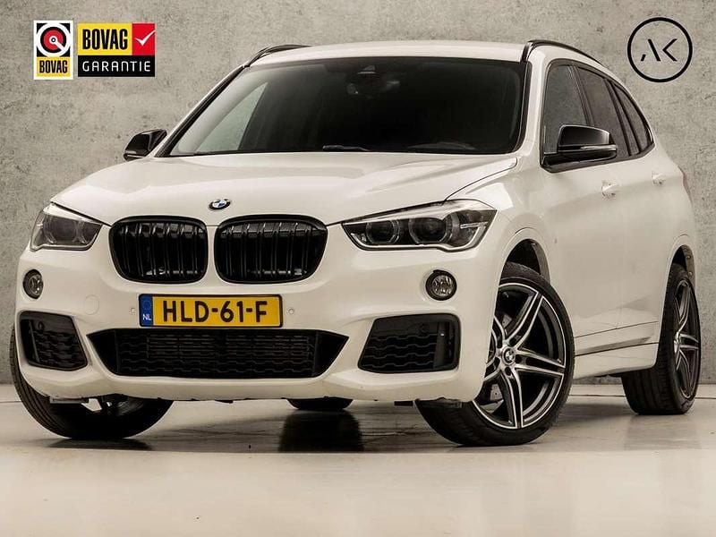 Wit Gebruikt 2018 BMW X1 Executive SUV | € 24.945 (Eerlijke prijs) - Afbeelding 1/4