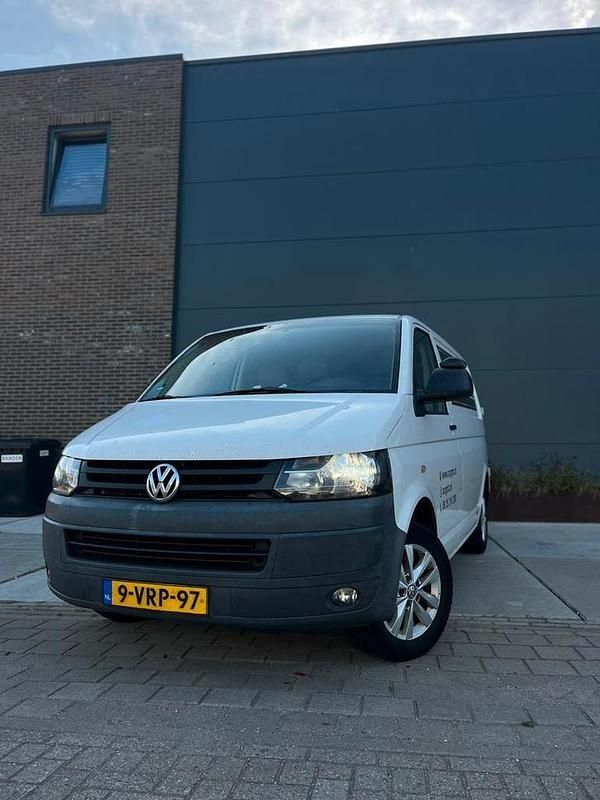 Gebruikt 2011 VW T5 Van | € 5.999 (Eerlijke prijs) - Afbeelding 1/1