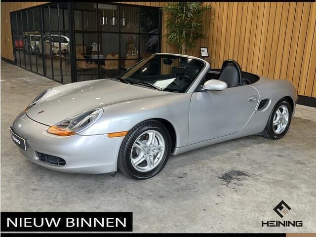 Grijs, metallic lak Occasion 1998 Porsche Boxster Cabriolet | € 17.950 (Eerlijke prijs) - Afbeelding 1/4