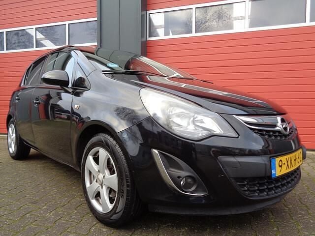 Occasion Opel Corsa 86 PK (63 kW) 2014 Zwart Hatchback