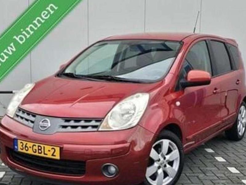 Rood Gebruikt 2008 Nissan Note MPV | € 1.899 (Eerlijke prijs) - Afbeelding 1/1