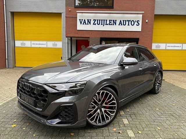 Grijs Nieuw 2025 Audi Q8 S-Line SUV | € 102.950 (Goede deal) - Afbeelding 1/4