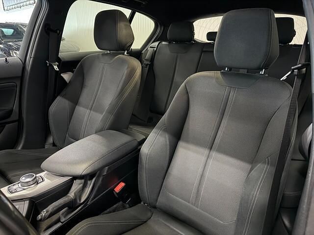 Occasion BMW 120 Sport Line 184 PK (135 kW) 2019 Zwart Hatchback