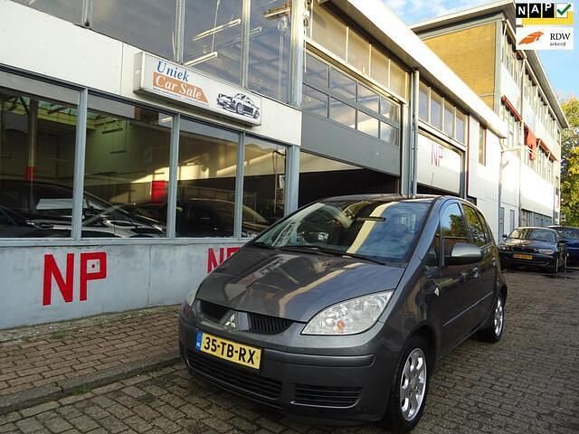Grijs Gebruikt 2006 Mitsubishi Colt Invite Hatchback | € 2.250 (Eerlijke prijs) - Afbeelding 1/4