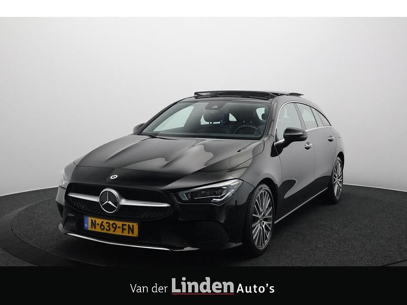 Zwart Gebruikt 2021 Mercedes CLA180 Business Sedan | € 25.950 (Eerlijke prijs) - Afbeelding 1/4