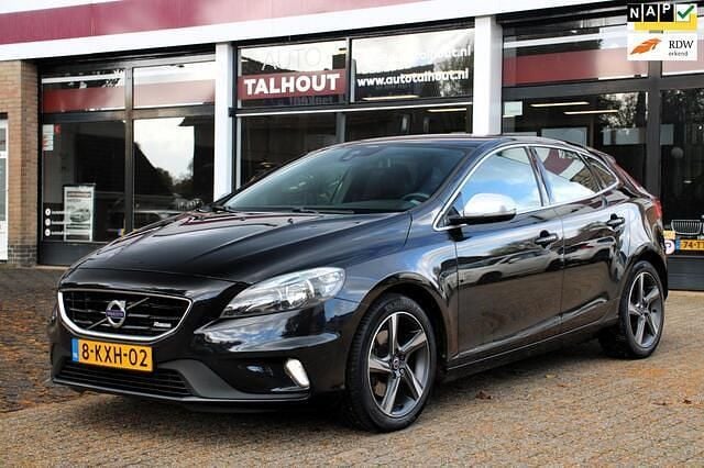 Zwart Gebruikt 2013 Volvo V40 R-Design Stationwagen | € 12.950 (Iets duurder) - Afbeelding 1/4