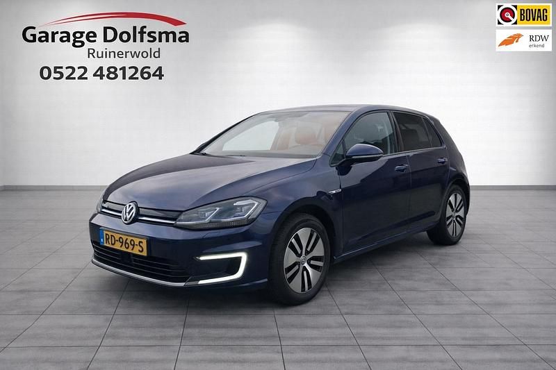 Blauw Occasion 2017 VW e-Golf Hatchback | € 10.950 (Duur) - Afbeelding 1/4